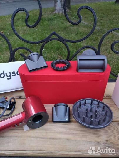 Фен dyson supersonic новый