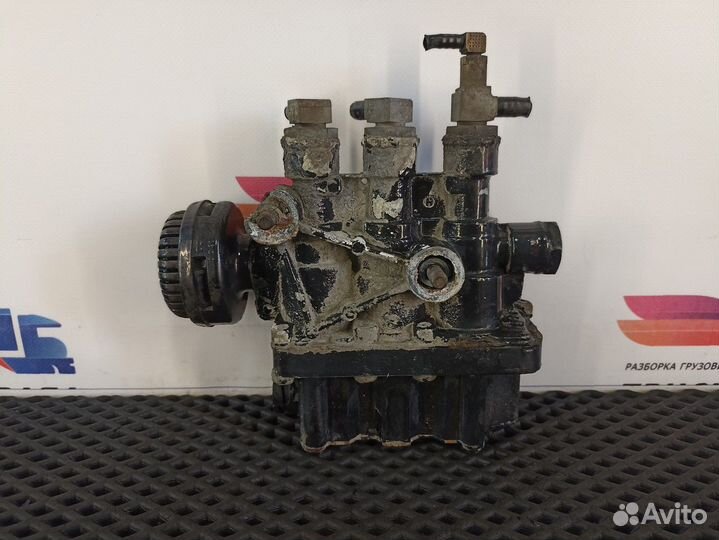 Кран уровня пола главный