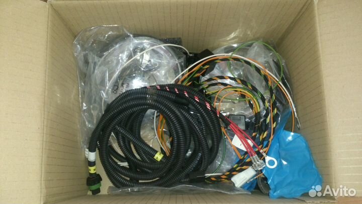 Фары противотуманные Toyota RAV4 06- pz457x0510za