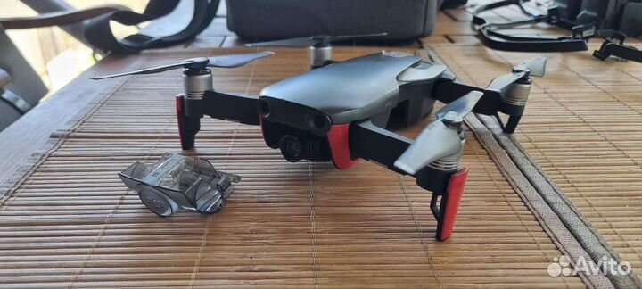 Квадрокоптер dji mavic air