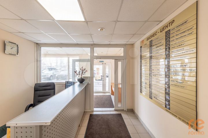 Торговое помещение от 165.3 м² до 353.3 м²