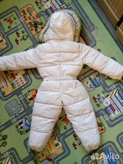 Зимний комбинезон для девочки