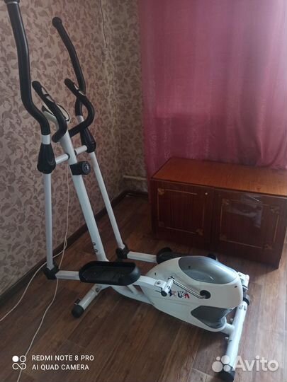 Тренажер орбитрек