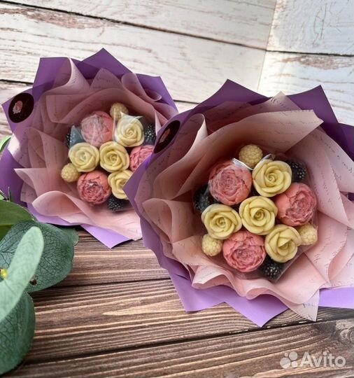 Шоколадные букеты, клубника в шоколаде, фигурки