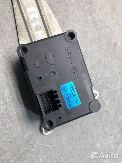 Сервопривод печки Mazda 323 BA Z5DE 1995
