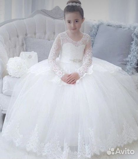 Продажа. Новое. Нарядное платье для девочки