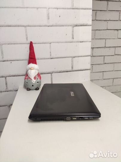 Игровой ноутбук Asus AMD A8, 8Gb озу, видео HD7640