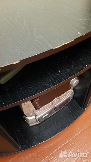 Тумба под телевизор