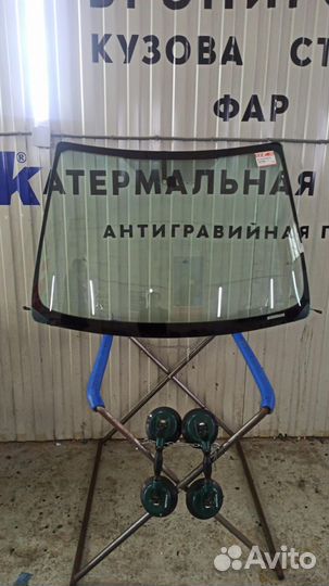 Лобовое стекло Ford Focus II с обогрев стекла