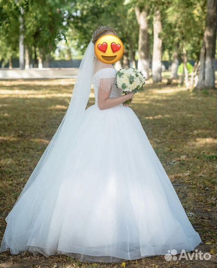 Свадебное платье