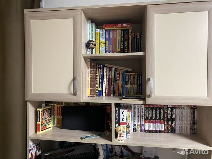 Угловой стол с надстройкой