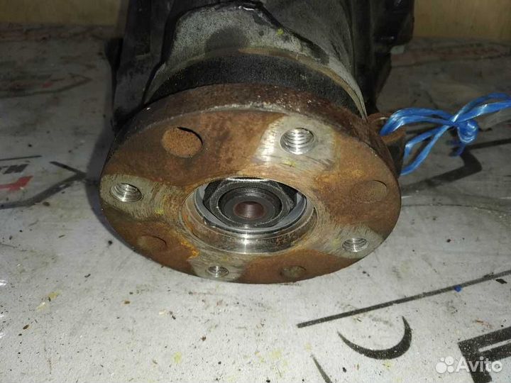 Редуктор BMW N52B25A N52B30A X3 E83 передний чугун