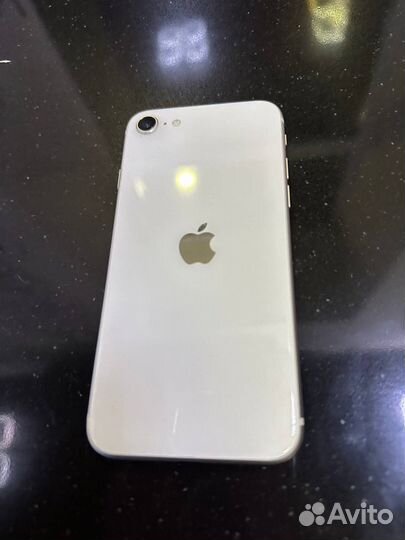 iPhone SE (2022), 64 ГБ