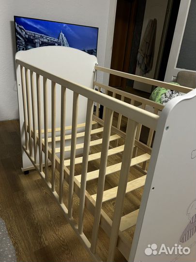 Кроватка для новорожденных новая