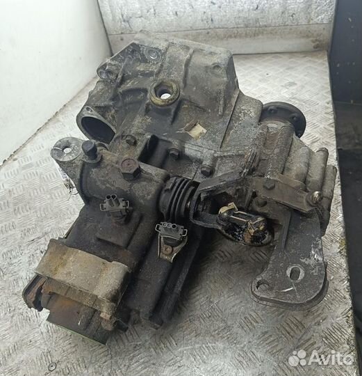 Кпп 5-ст. механическая Volkswagen Golf 3 DGH