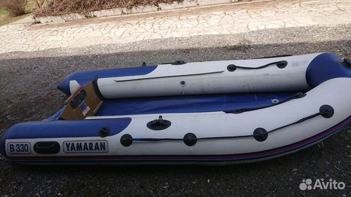 Лодка с мотором