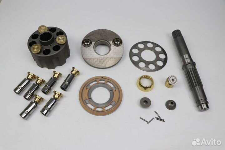 Гидромотор редуктора хода komatsu PC400-6 без корп