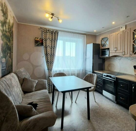 2-к. квартира, 55 м², 10/10 эт.