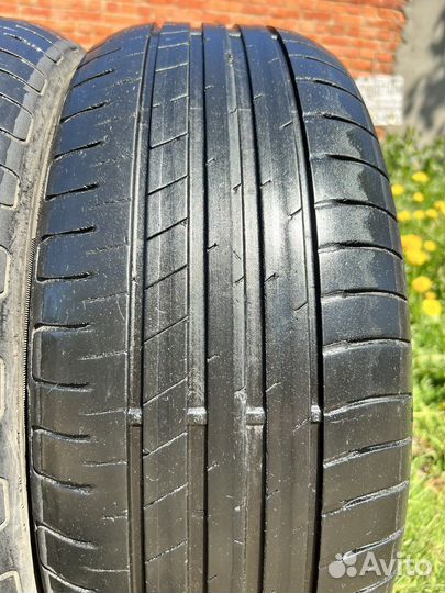 Goodyear EfficientGrip Performance 205/60 R16 96W