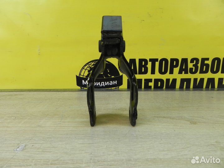 Опора двигателя задняя Citroen C4 B7