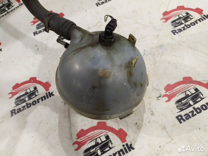 Бачок расширительный Mercedes Vito W639 2.1D 2008