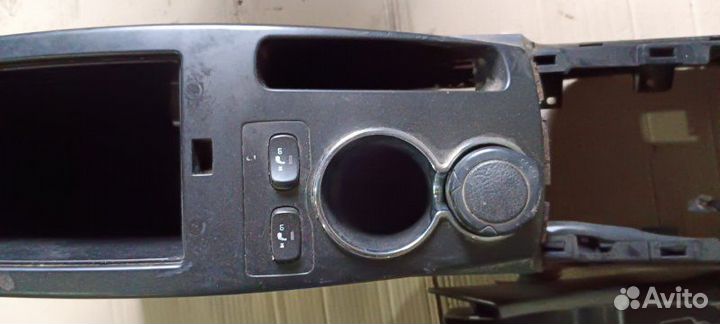 Центральная консоль Ssang Yong Actyon 2.0бензин