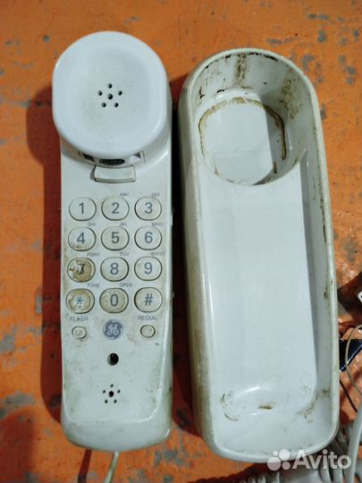 Старый телефон