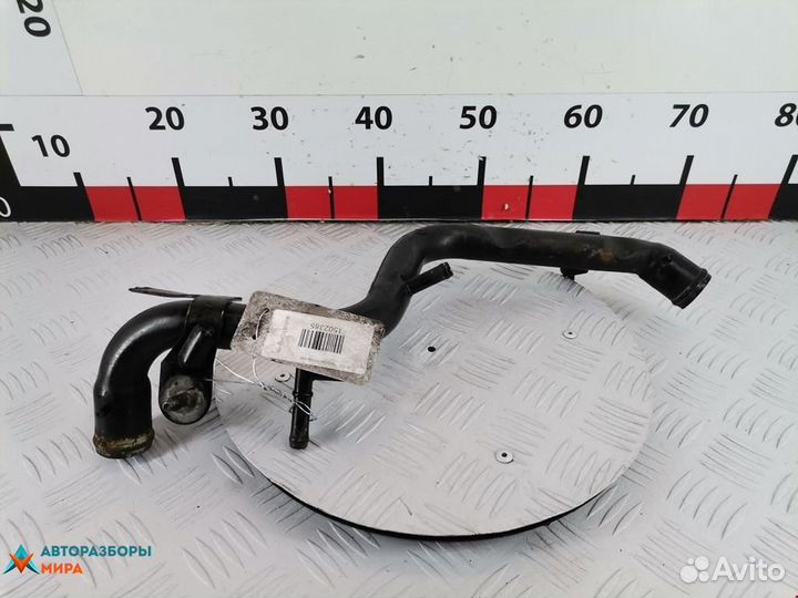 Патрубок радиатора Volkswagen Passat B5 2001