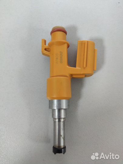 Форсунка топливная Toyota Land Cruicer 3urfe