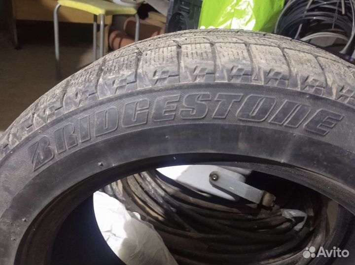 Bridgestone Blizzak DM-V2 205/55 R16