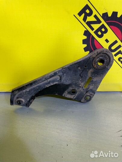 Элемент передней панели передний правый Ford Focus