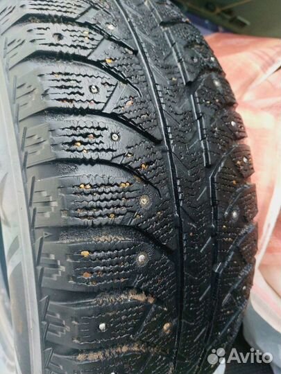 Bridgestone Ice Cruiser 7000 265/65 R17 116T