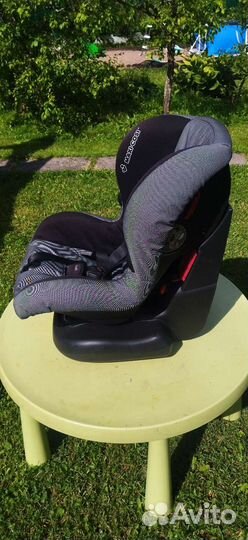 Автомобильное кресло Maxi Cosi Universal