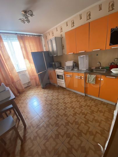 2-к. квартира, 65 м², 2/9 эт.
