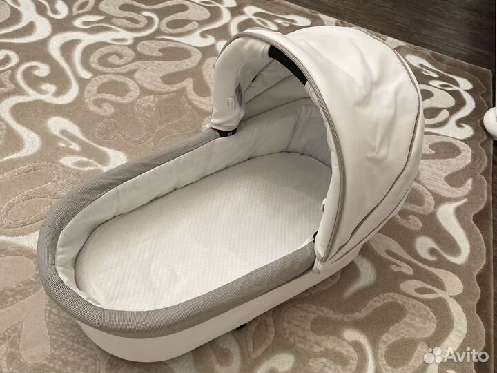 Коляска 2 в 1 teutonia be you