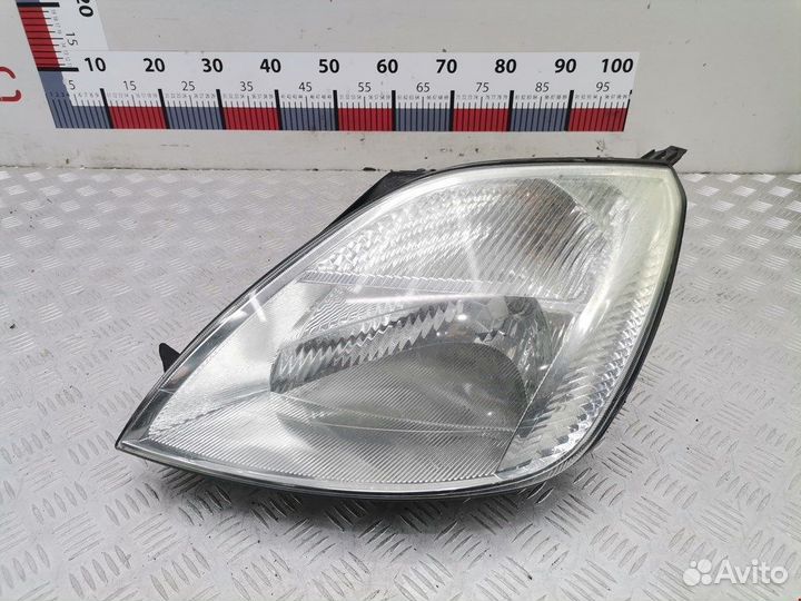 Фара передняя для Ford Fiesta 5 1320349