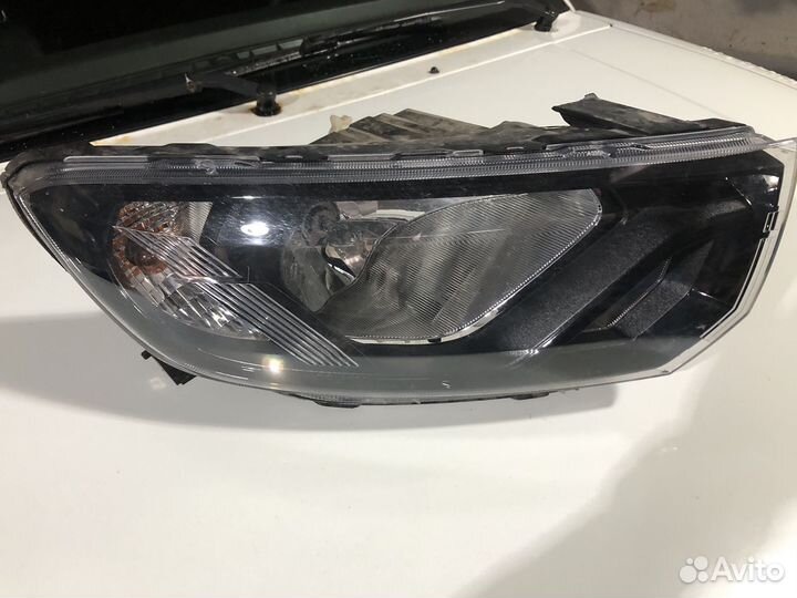 Фара правая LADA granta fl оригинал