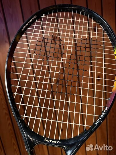 Теннисная ракетка для большого тенниса