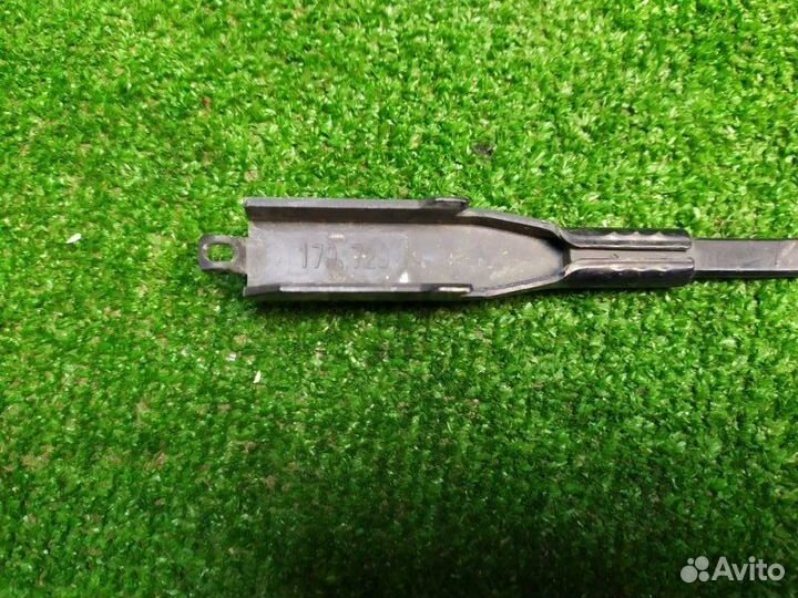 Поводок стеклоочистителя передний правый Chevrolet