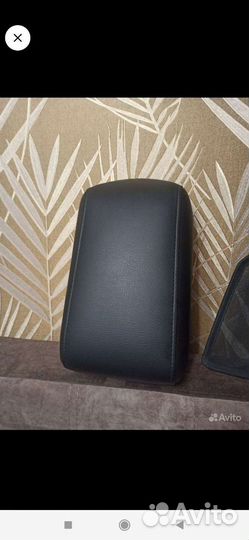 Подлокотник на ниссан х-трейл