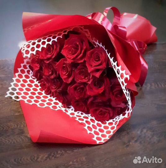 Букет цветов из красных роз 25 39 101 шт доставка