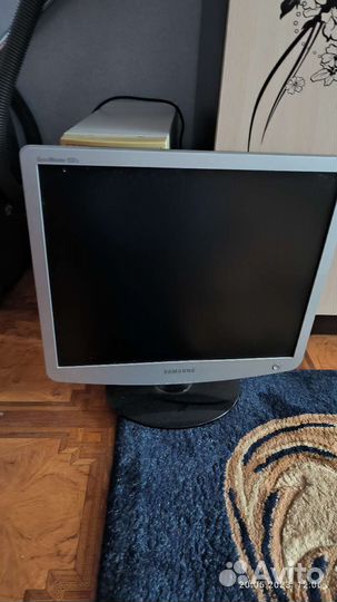 Монитор samsung