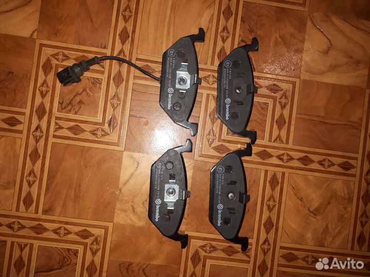 Тормозные колодки audi,seat,skoda,Volkswagen (4 шт