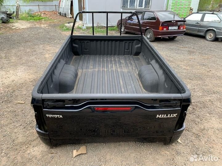 Кузов бортовой задний Toyota Hilux 2023
