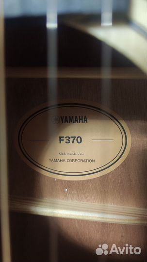 Трансакустическая гитара Yamaha F370