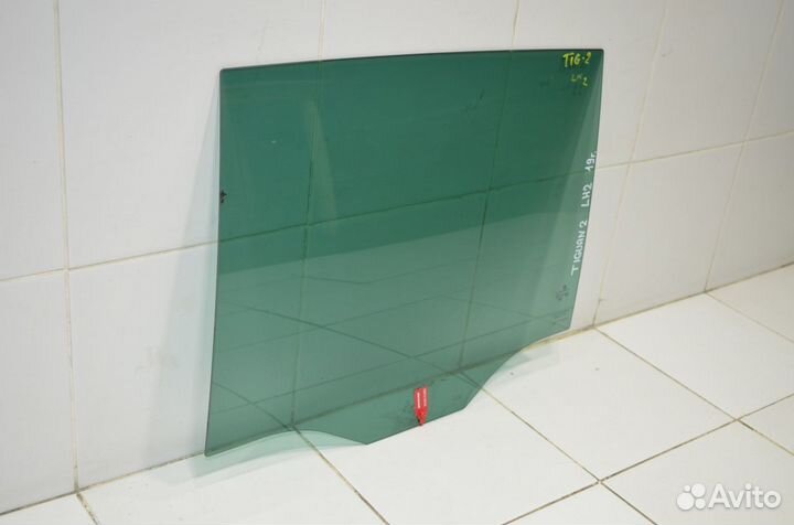 Стекло двери заднее левое Volkswagen Tiguan 2 2019