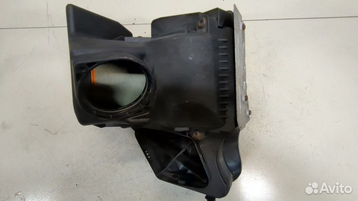 Корпус воздушного фильтра Audi A5, 2008