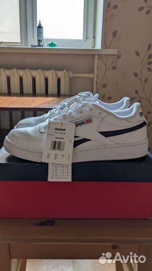 Кроссовки белые Reebok Club C Revenge