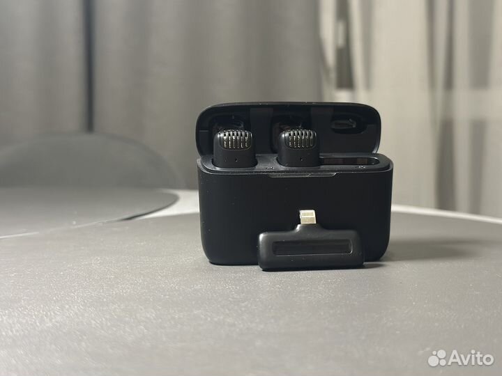 Петличный микрофон ulanzi j12