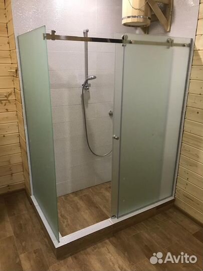 Душевые стеклянные перегородки, ограждения, кабины